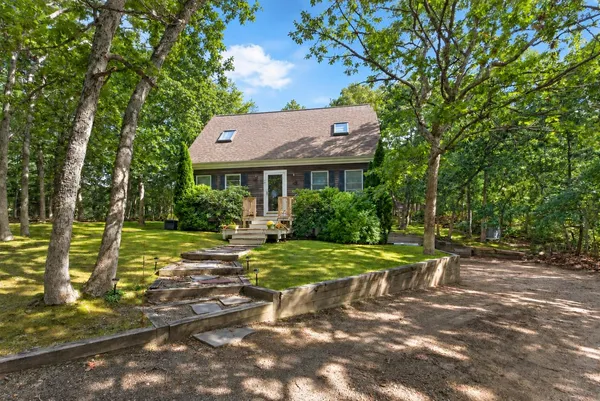 $1,825,000 | 4 Farm Way, Edgartown, MA 02539