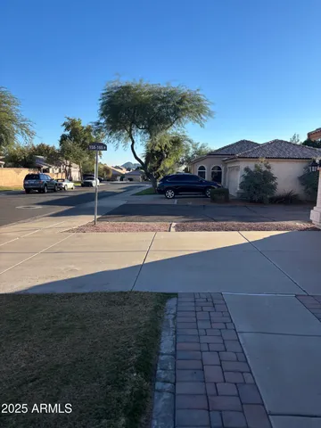 $2,100 | 2221 East Union Hills Drive, Unit 165, Phoenix, AZ 85024