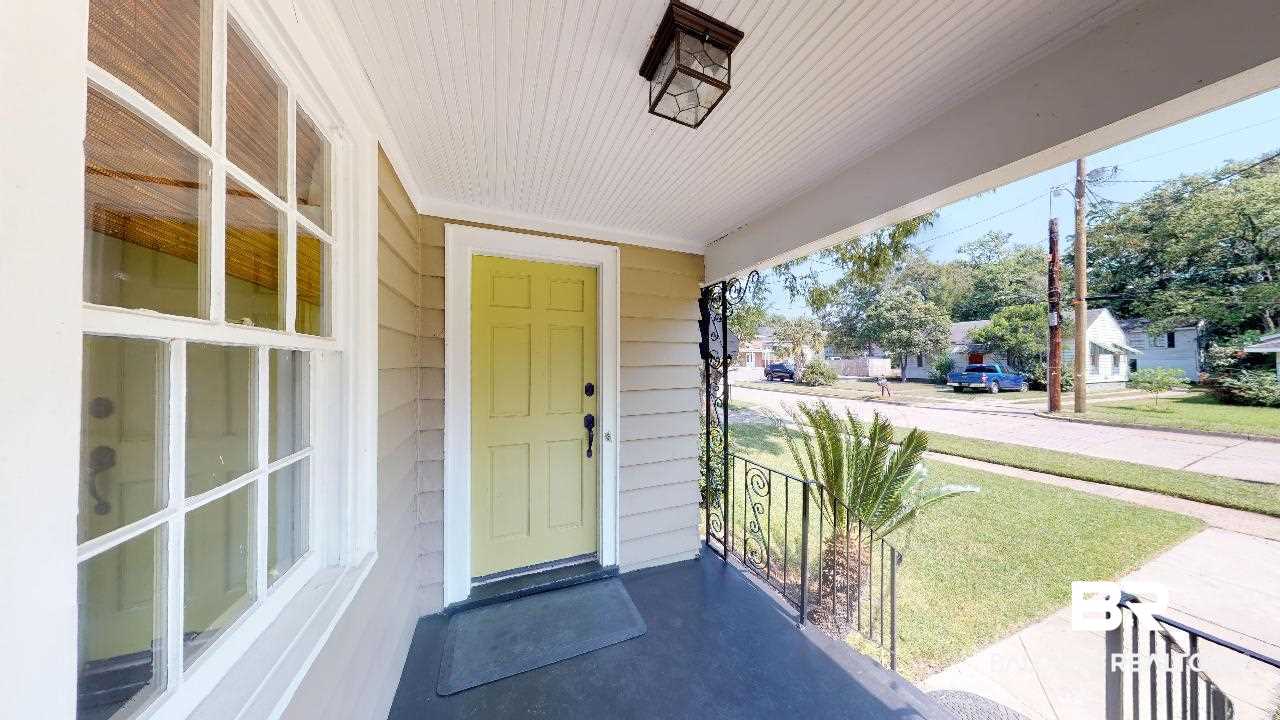 8 Crenshaw Street Mobile, AL 36606 - Photo 2 of 19