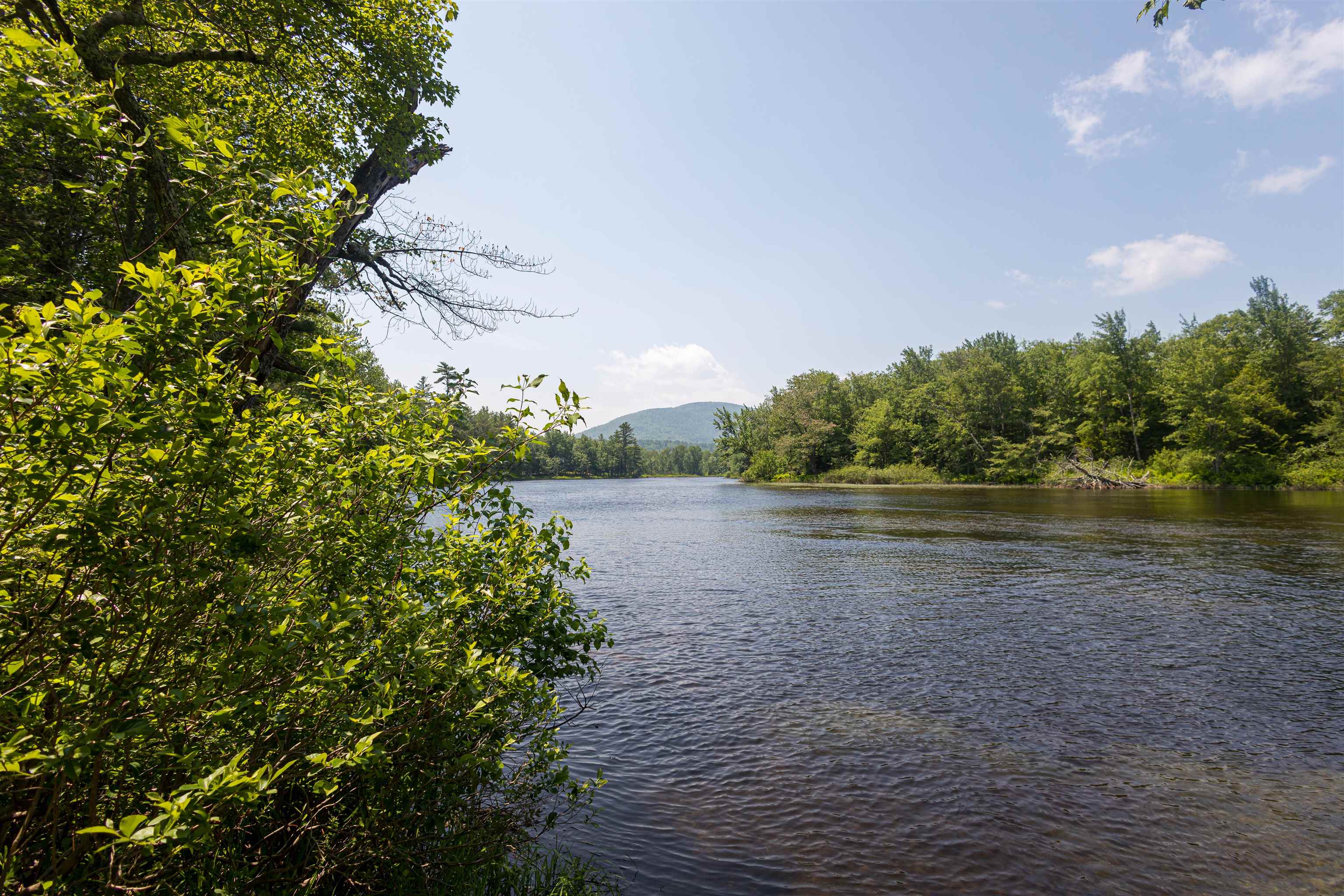 185 Huntress Bridge Road Effingham, NH 03882 - Photo 17 of 48