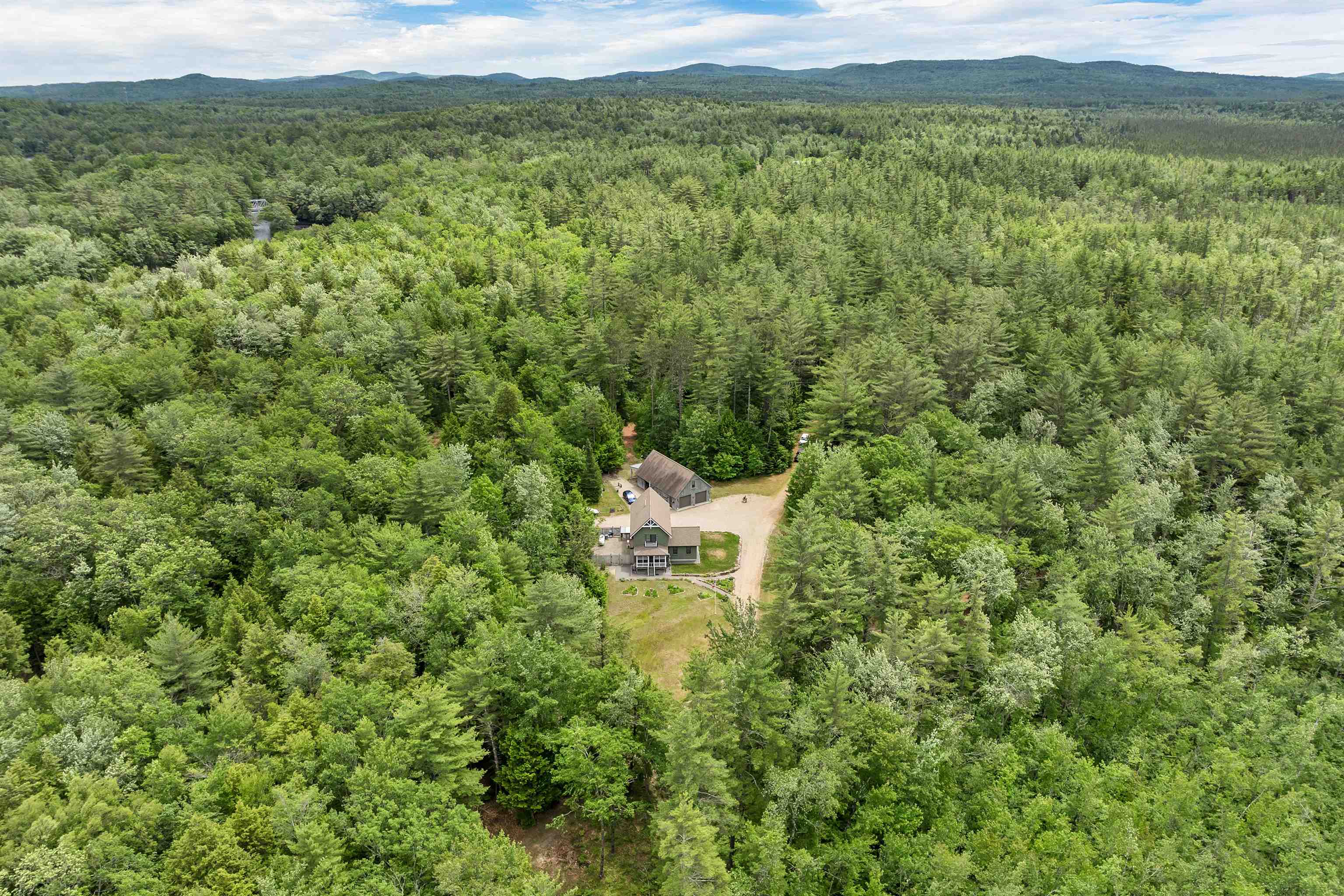185 Huntress Bridge Road Effingham, NH 03882 - Photo 43 of 48
