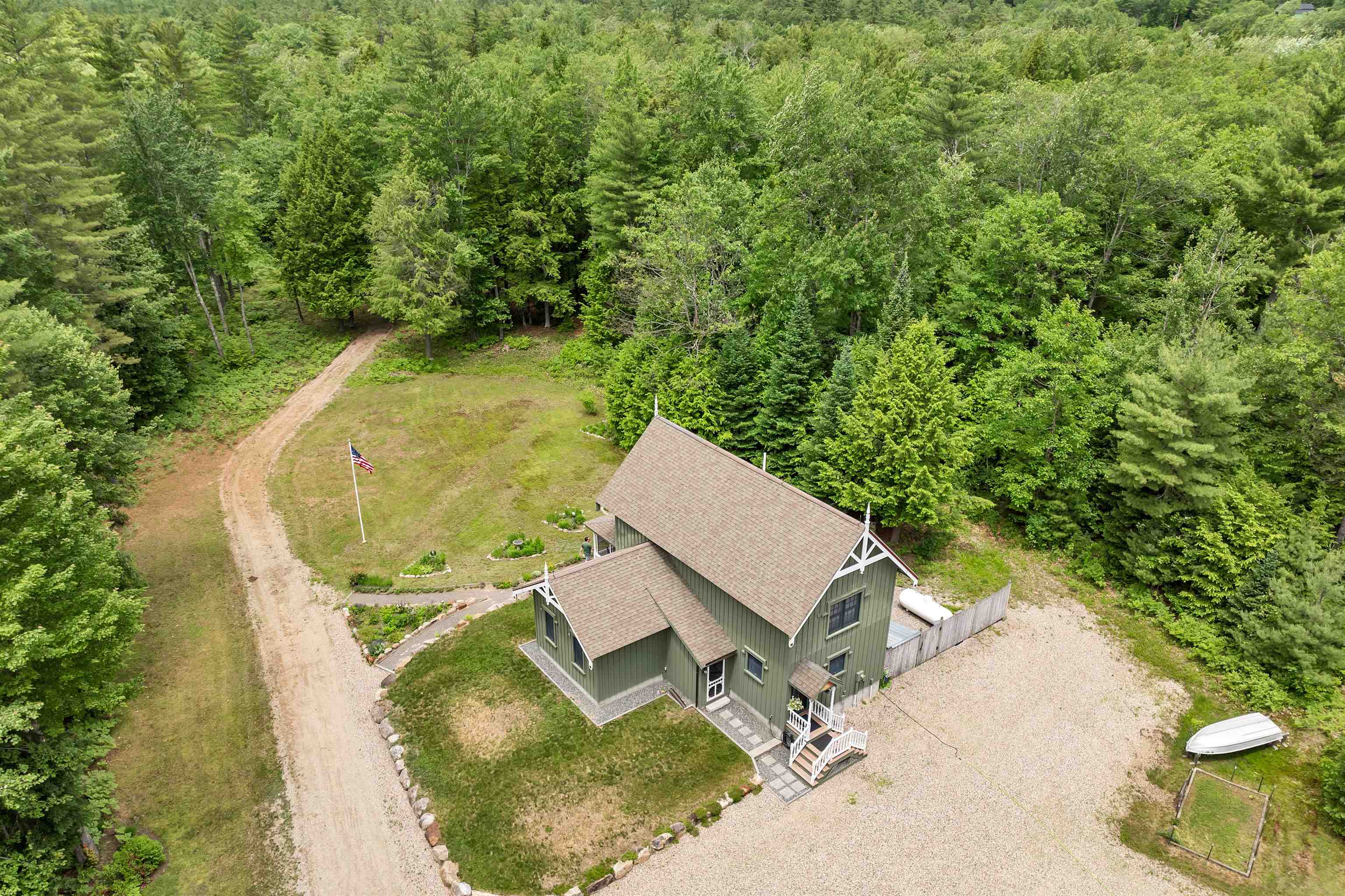 185 Huntress Bridge Road Effingham, NH 03882 - Photo 8 of 48