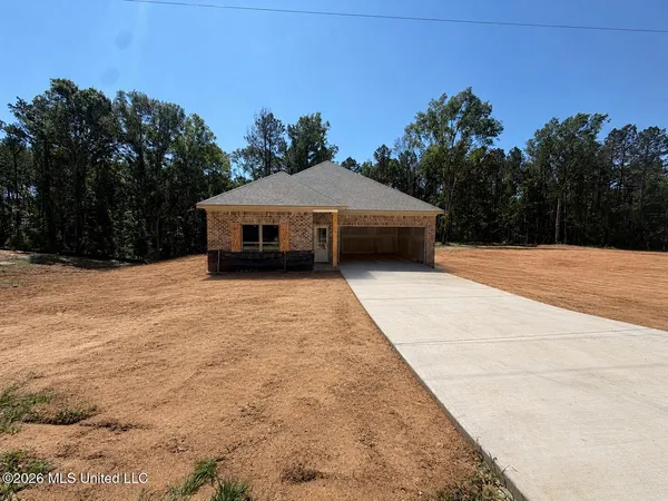 $242,500 | 249 Smith Drive, Mendenhall, MS 39114