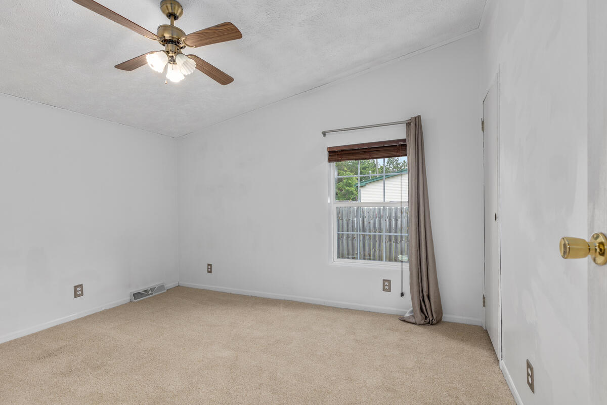 18720 Stonehouse Road Hersey, MI 49639 - Photo 15 of 21 18720-Stonehouse_014