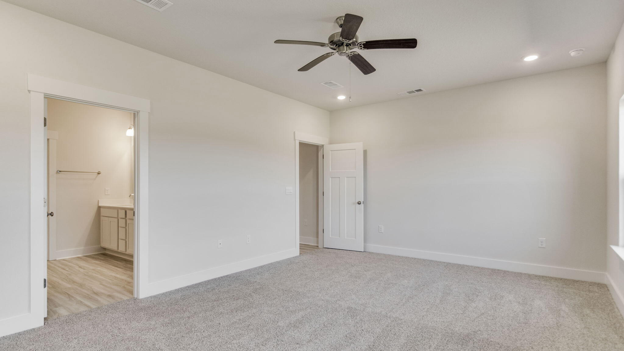4407 Marine Loop Crestview, FL 32539 - Photo 10 of 34 Ozark Model Photo