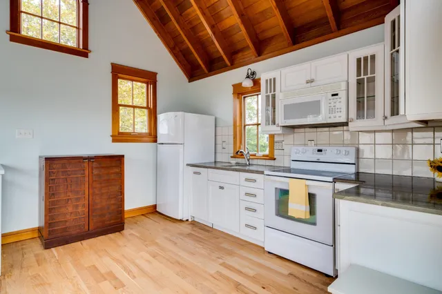 $1,495,000 | 211 Knox Avenue, Cape May Point, NJ 08212