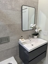 152-154 Hillside Road, Unit TWO Watertown, MA 02472 - Photo 32 of 41 Gallery Image 32