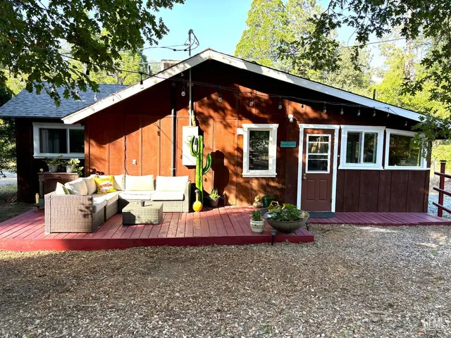 a view of outdoor space yard and patio