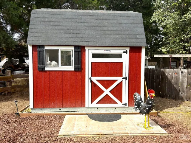 a view of outdoor space