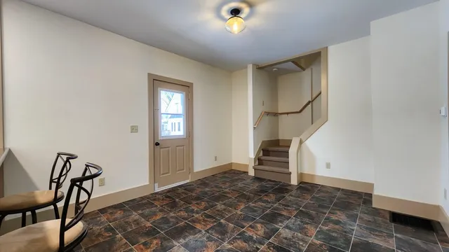 $205,000 | 95 Autumn Street, Newport, VT 05855