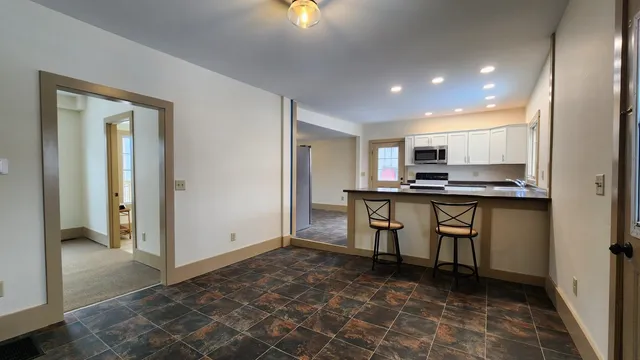 $205,000 | 95 Autumn Street, Newport, VT 05855