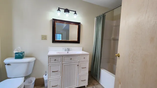 $205,000 | 95 Autumn Street, Newport, VT 05855