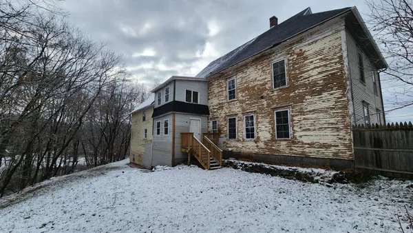 $199,000 | 95 Autumn Street, Newport, VT 05855