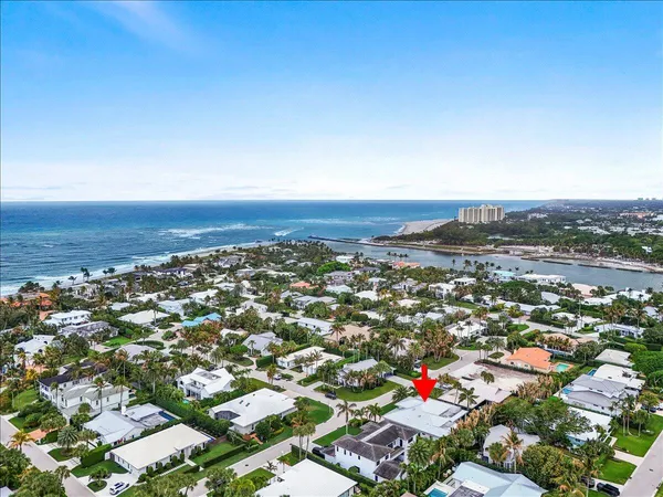 an aerial view of multiple house