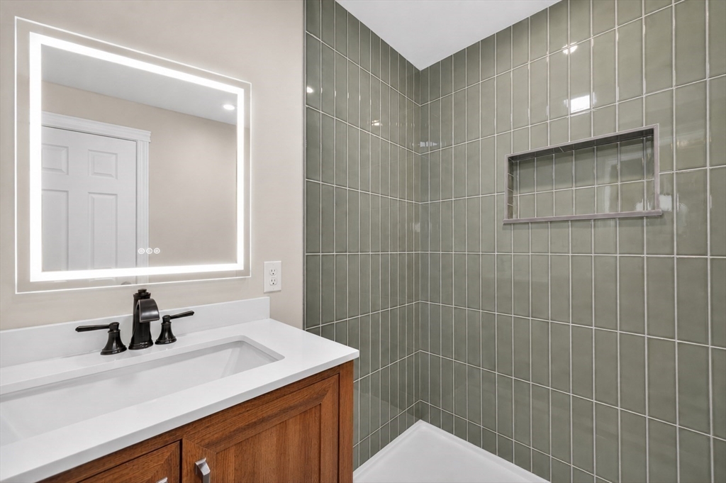32 Cushman Road Boston, MA 02135 - Photo 5 of 35