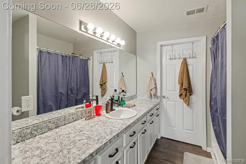 1723 Welland Street Howell, MI 48855 - Photo 15 of 19