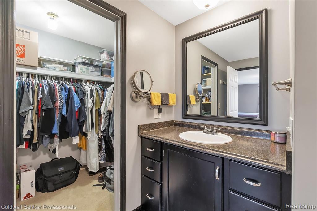 6951 East Spring Drive Canton, MI 48187 - Photo 24 of 43