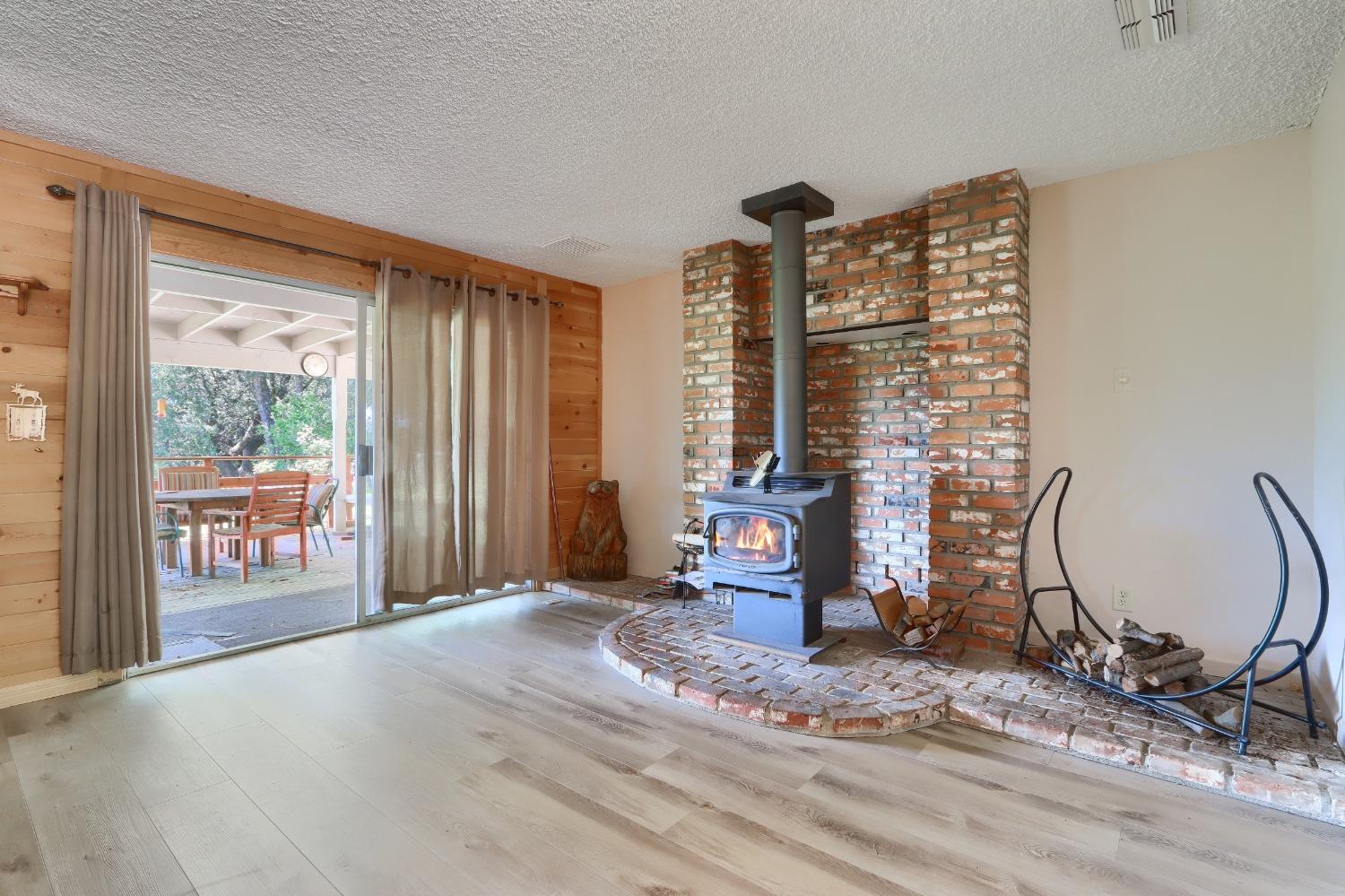 42275 Buckeye Road Oakhurst, CA 93644 - Photo 7 of 53