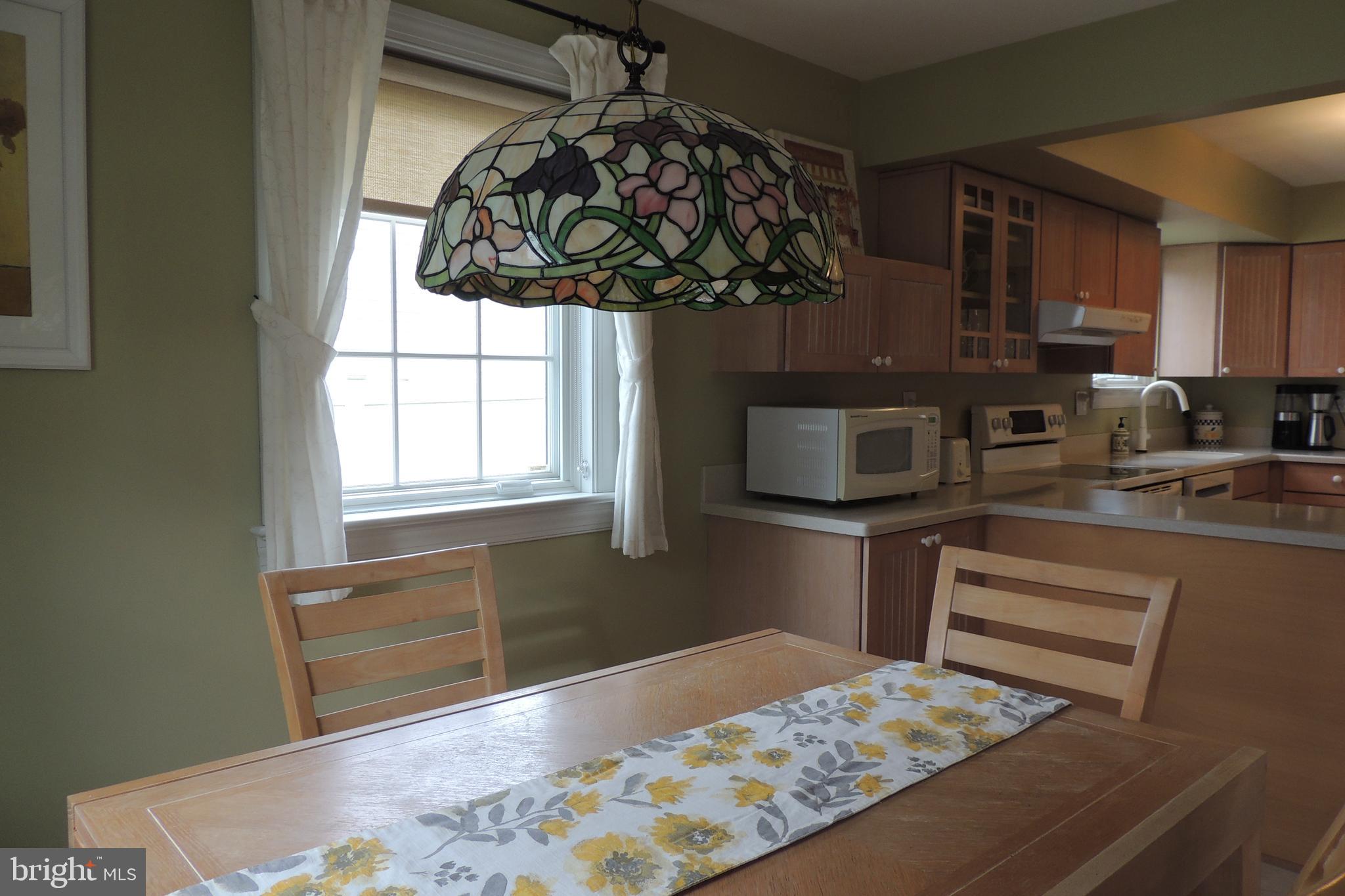 74 Freedom Road Sewell, NJ 08080 - Photo 15 of 46 Eat-in Kitchen