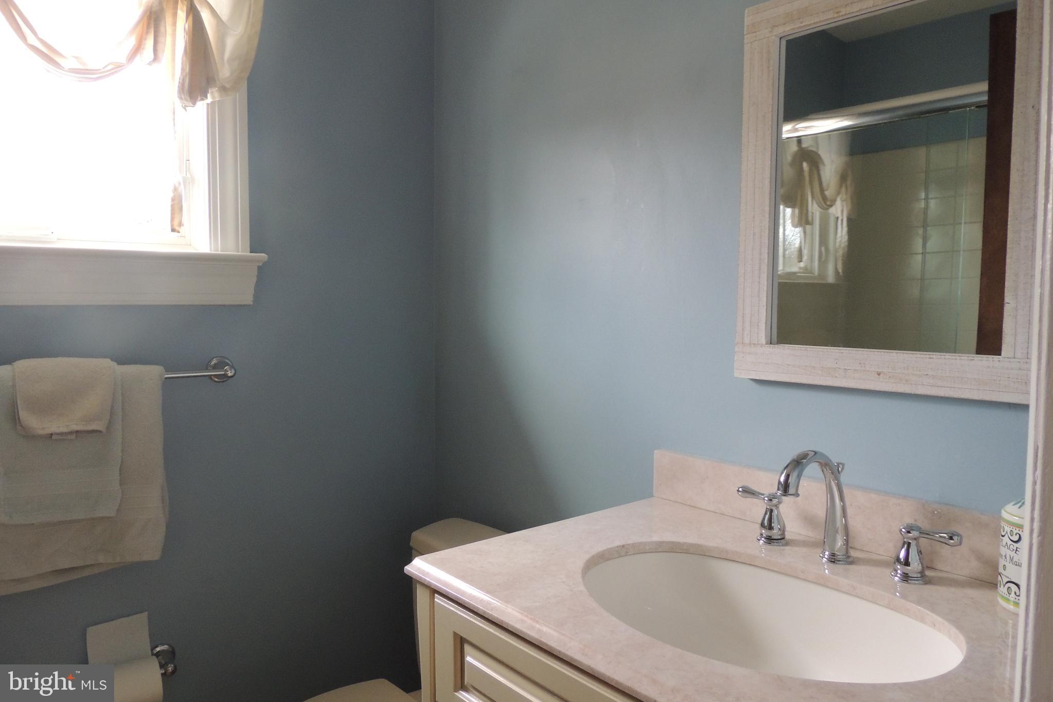 74 Freedom Road Sewell, NJ 08080 - Photo 28 of 46 Primary Full Bathroom