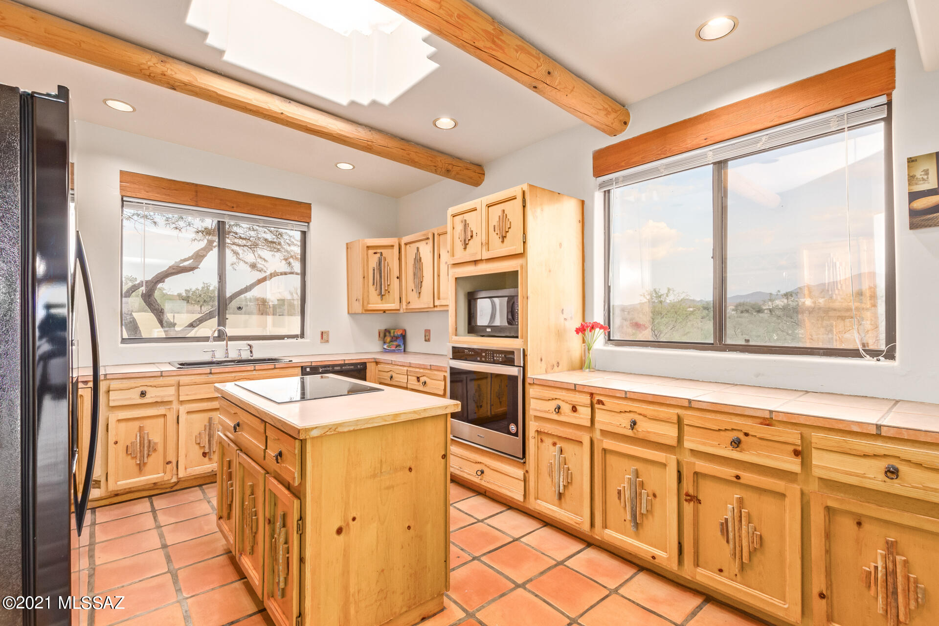 1040 North Wentworth Road Vail, AZ 85641 - Photo 8 of 33
