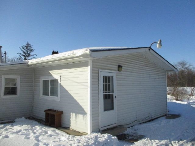 2285 Ray Fenton, MI 48430 - Photo 4 of 18
