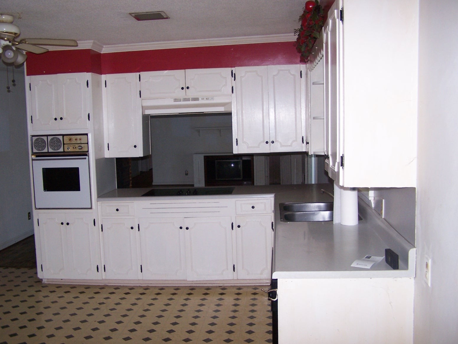85 Horseshoe Bend Road Leoma, TN 38468 - Photo 12 of 37 Gallery Image 12
