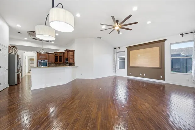 $4,500 | 19238 Climbing Aster Drive, Tampa, FL 33647