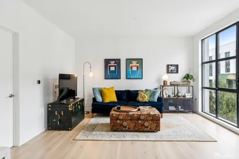 $615,000 | 451 Donahue Street, Unit 418, San Francisco, CA 94124