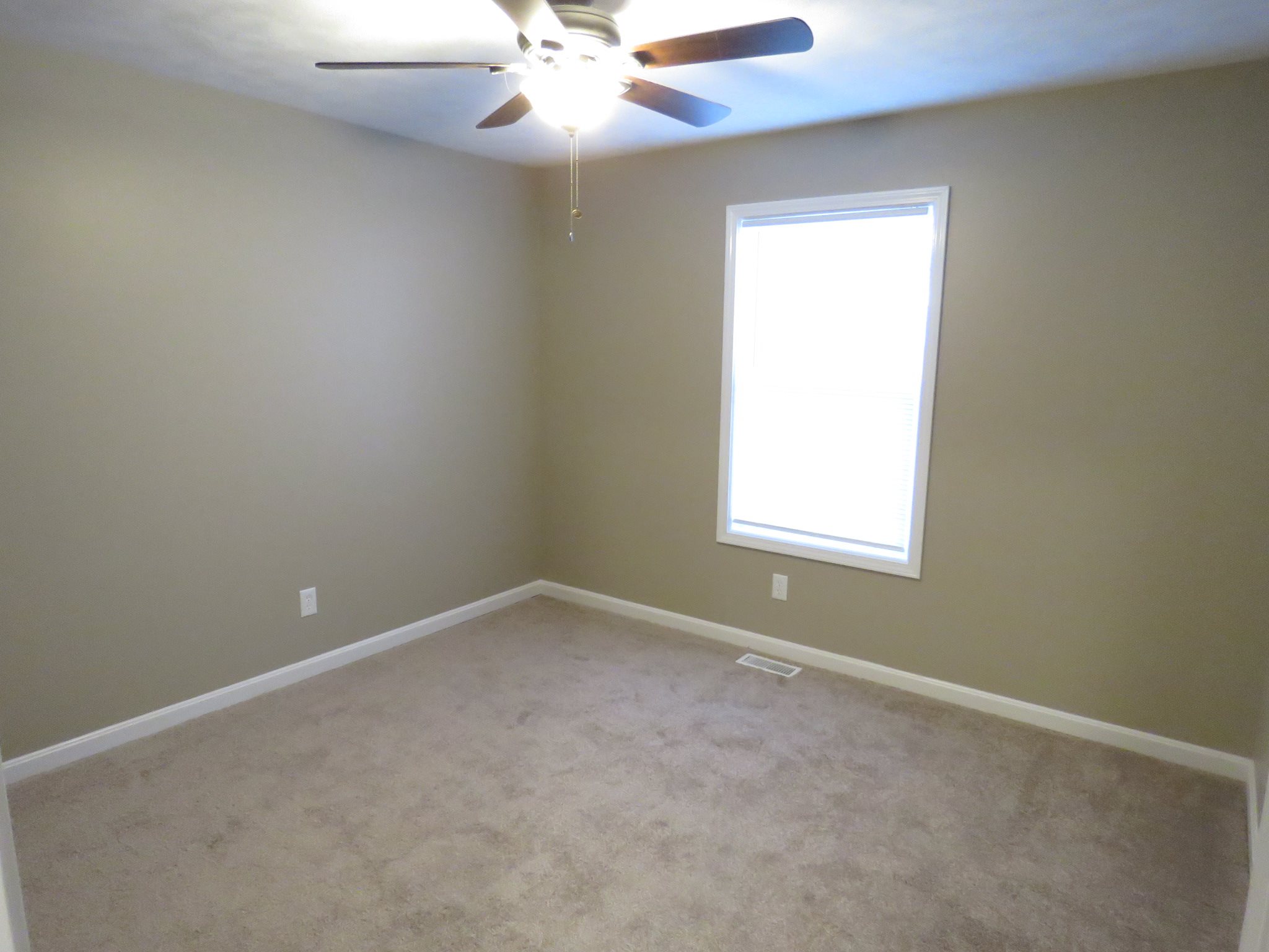 7609 Heim Road Chandler, IN 47610 - Photo 14 of 20 Gallery Image 14