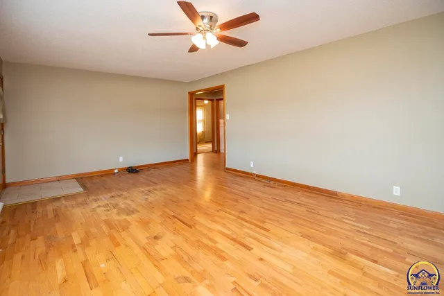 $189,000 | 611 Pearl Street, Rossville, KS 66533