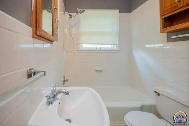 $189,000 | 611 Pearl Street, Rossville, KS 66533