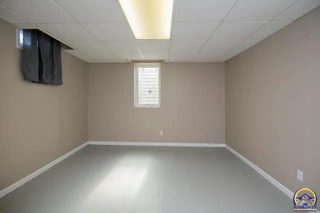 $189,000 | 611 Pearl Street, Rossville, KS 66533