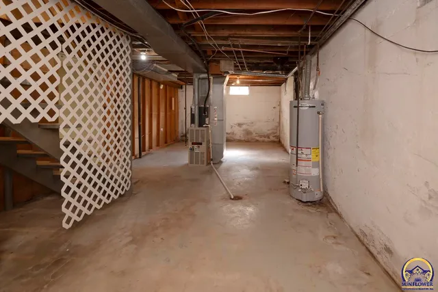 $189,000 | 611 Pearl Street, Rossville, KS 66533