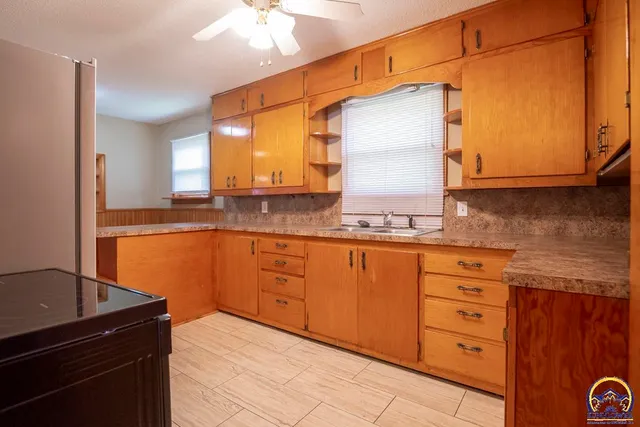$189,000 | 611 Pearl Street, Rossville, KS 66533