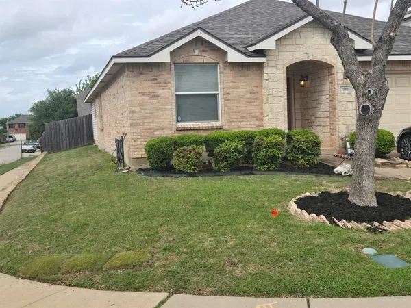 $2,150 | 7545 Indigo Ridge Drive, Fort Worth, TX 76131