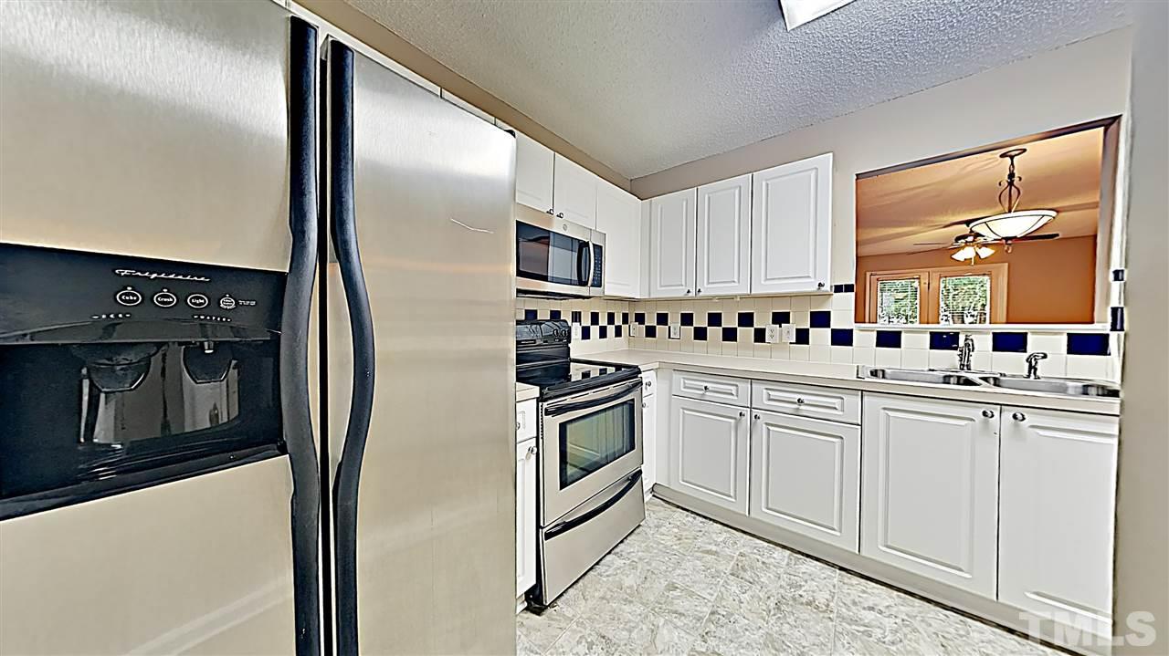 2045 Persimmon Ridge Drive Raleigh, NC 27604 - Photo 5 of 11