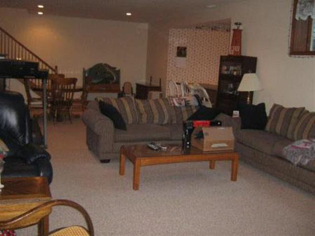 511 South Greene Road Goshen, IN 46526 - Photo 8 of 12 Gallery Image 8