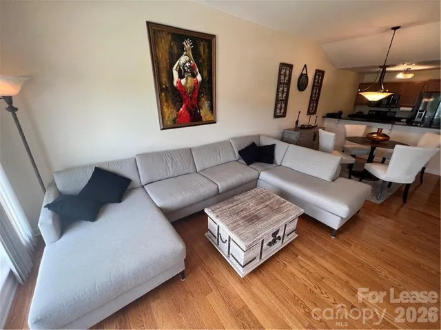 $2,100 | 17919 Kings Point Drive, Unit I, Cornelius, NC 28031