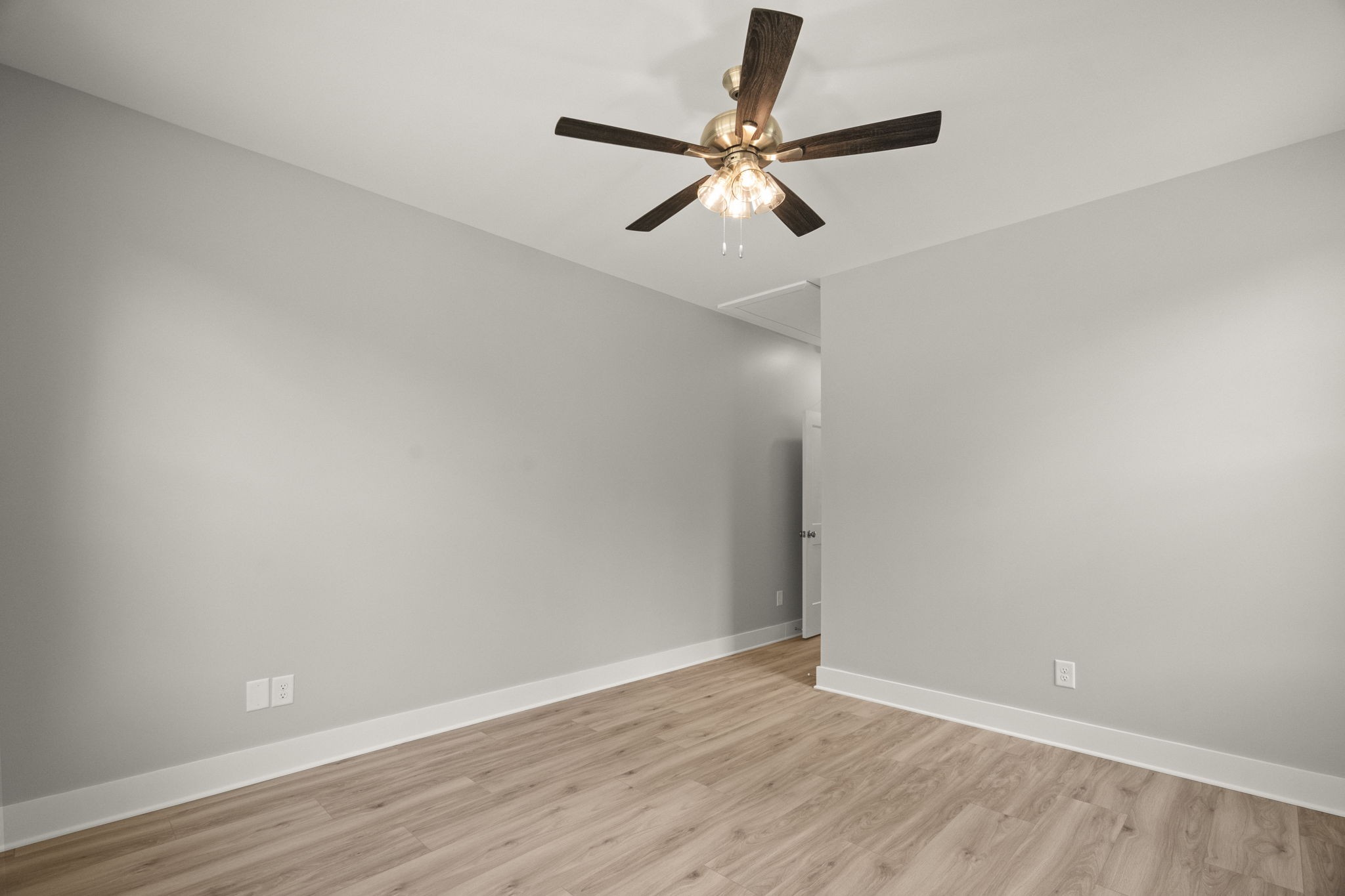 4062 Summit Drive Greenbrier, TN 37073 - Photo 24 of 36 wooden floor in an empty room