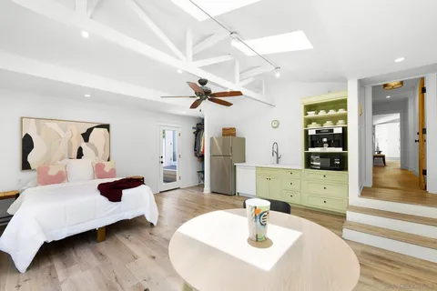 $3,650,000 | 308 Glenmont Drive, Solana Beach, CA 92075