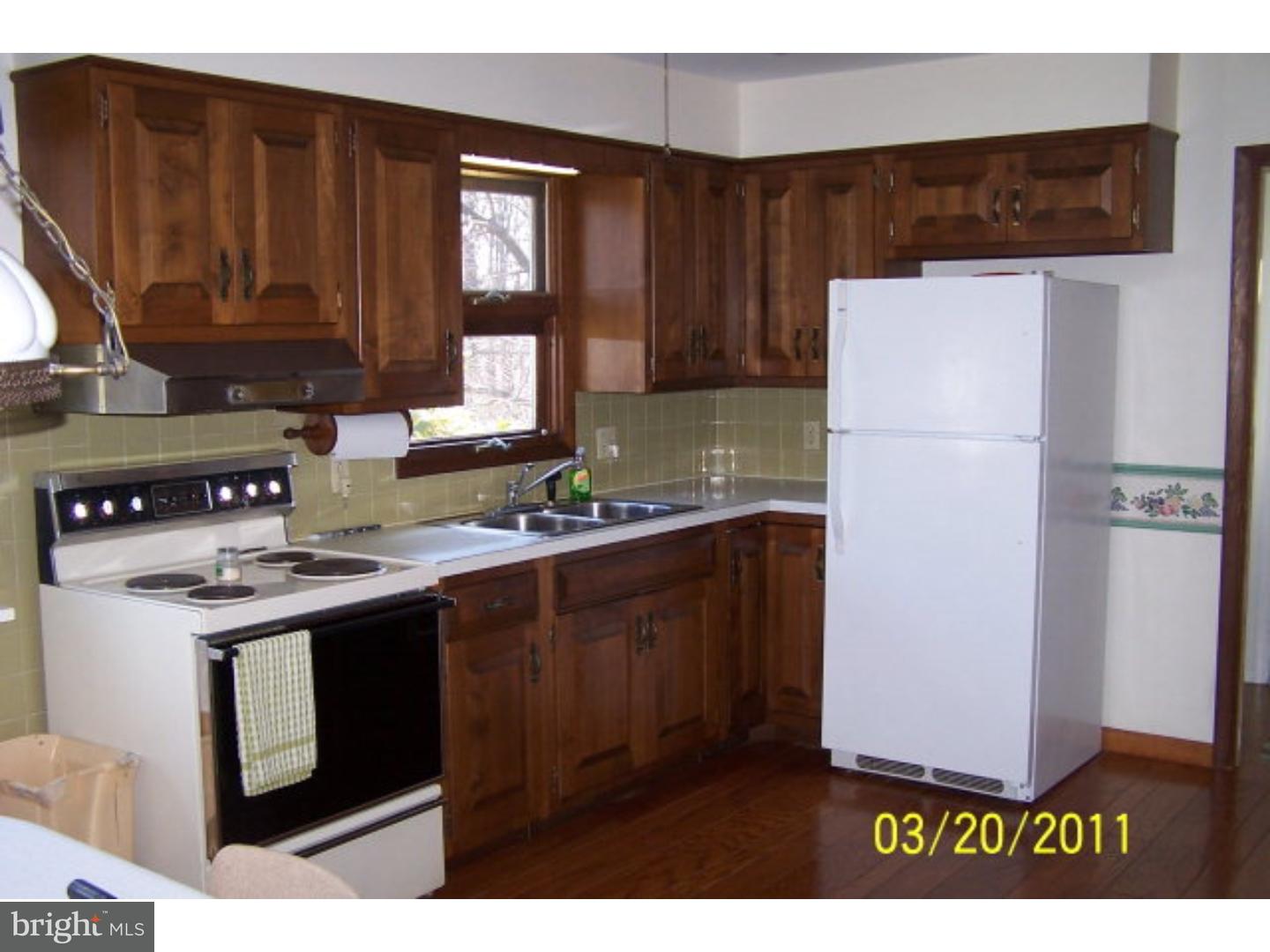 612 State Road Barnesville, PA 18214 - Photo 5 of 13 Kitchen