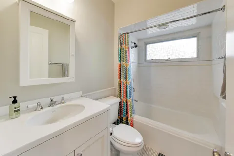 $12,500 | 2010 West Bradley Place, Chicago, IL 60618