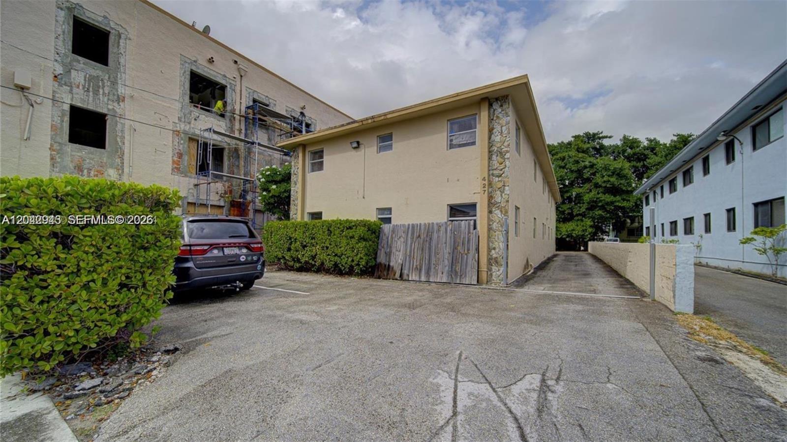 427 Southwest 6th Street, Unit 4 Miami, FL 33130 - Photo 8 of 9