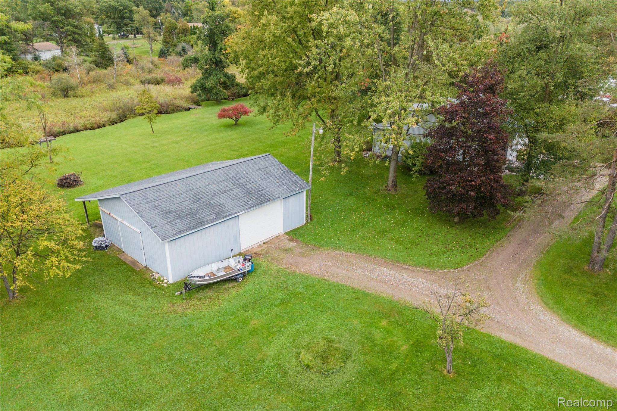 1469 Swarthout Road Pinckney, MI 48169 - Photo 41 of 43 Pole Barn From Above