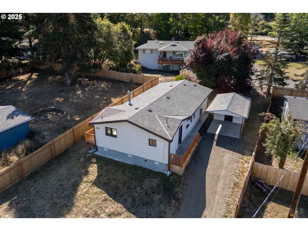 $299,999 | 29590 Fir Street, Rainier, OR 97048