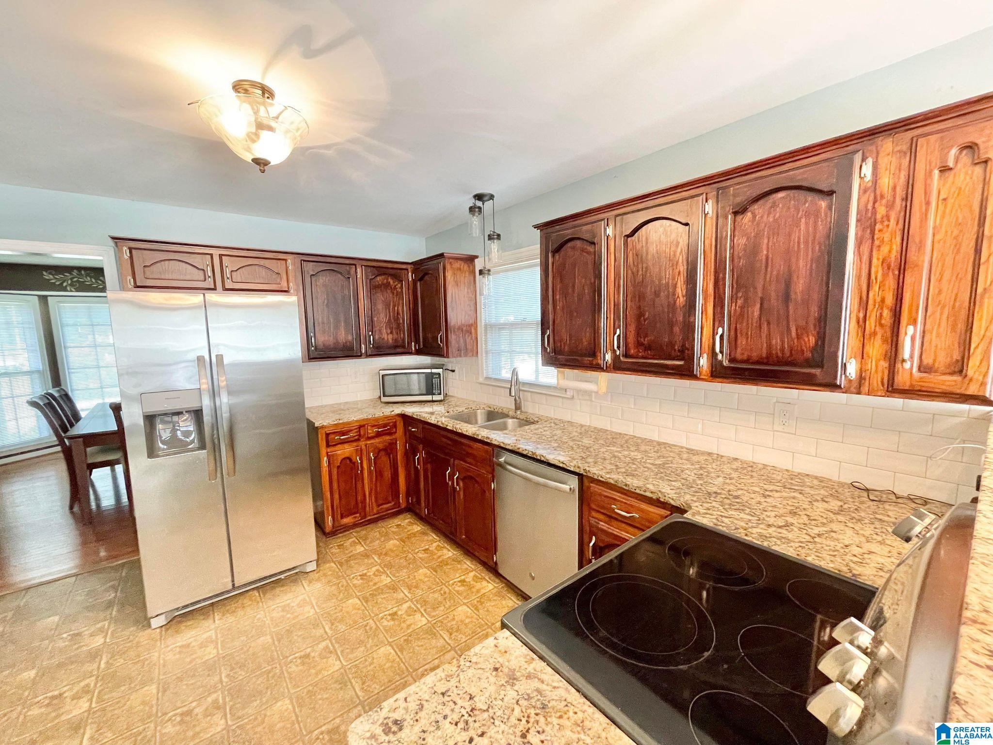 1506 Arrowhead Trail Alabaster, AL 35007 - Photo 12 of 32