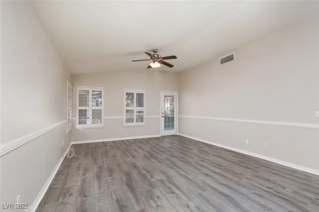 $2,045 | 4929 Signal Drive, Las Vegas, NV 89130