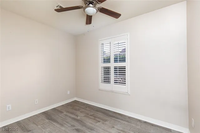 $2,045 | 4929 Signal Drive, Las Vegas, NV 89130