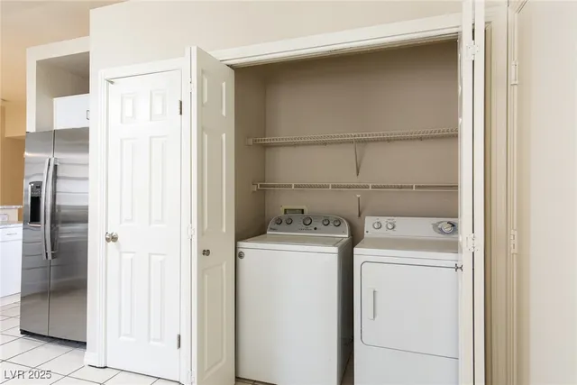 $2,045 | 4929 Signal Drive, Las Vegas, NV 89130